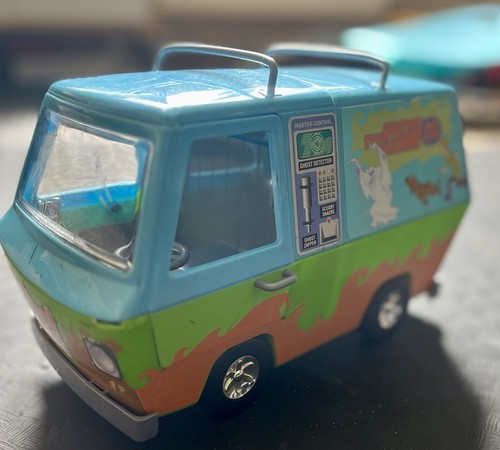 Scooby doo mystery machine - mystery,