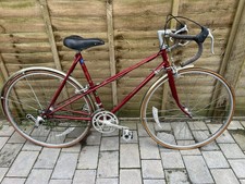 Raleigh Clubman Ladies Road