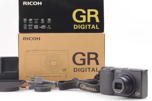 Near mint box ricoh - box,