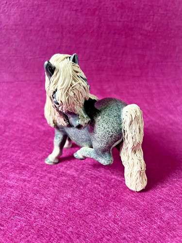 Cheval ceramic figurine