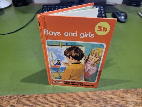 Boys and girls ladybird - girls, 3b