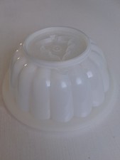 Vintagr Tupperware Jelly Mould