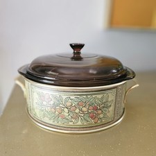 Vintage Pyrex Fireside Round Casserole With Holder Brown Glass 