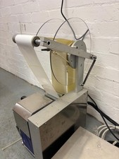 МЕСТЕС label applicator