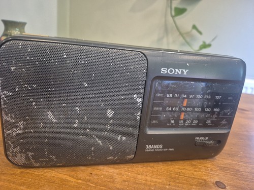 Sony icf 790l portable - fm, mw