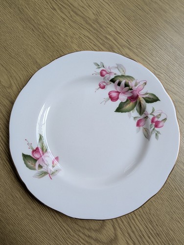 Duchess fuchsia bone china - duchess,