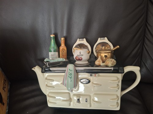 The teapottery 10th - the,