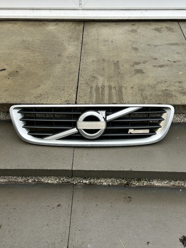 Genuine 2011 volvo v50 - volvo, r