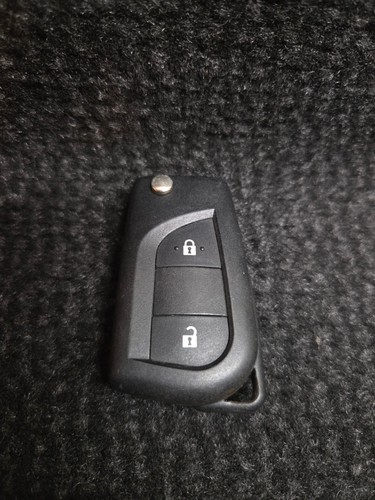 Genuine toyota button remote - toyota, 2