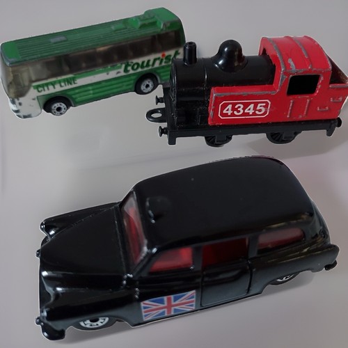Matchbox int ikarus coach - int'l,