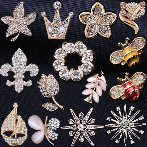 Lapel pin costume jewellery - pin,