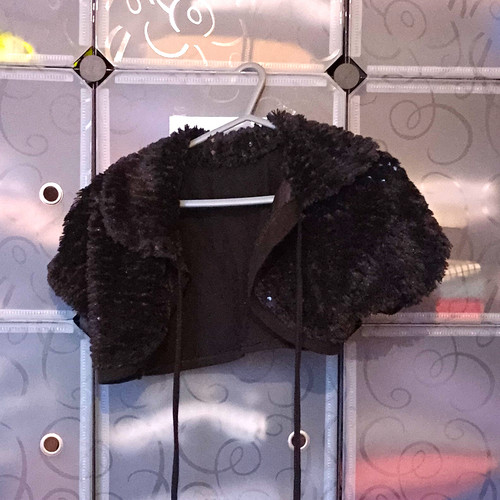 Women black faux - faux, fur