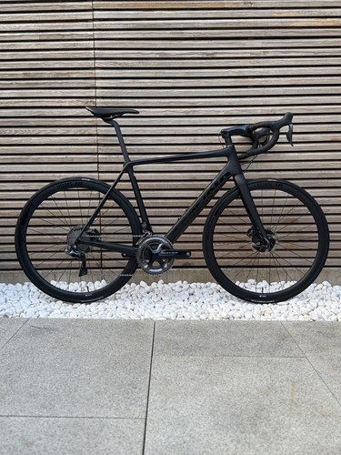 Cervelo carbon road bike - road,