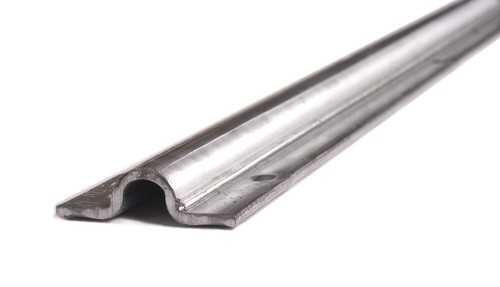 Bolt down sliding gate - down, floor
