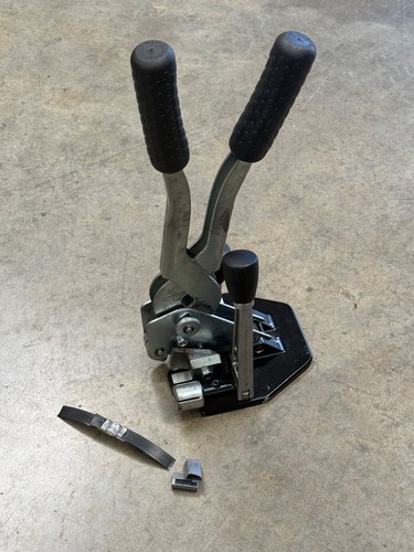Heavy duty pallet strapping - duty,