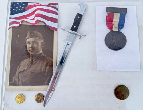 Wwii military memorabilia - wwii,