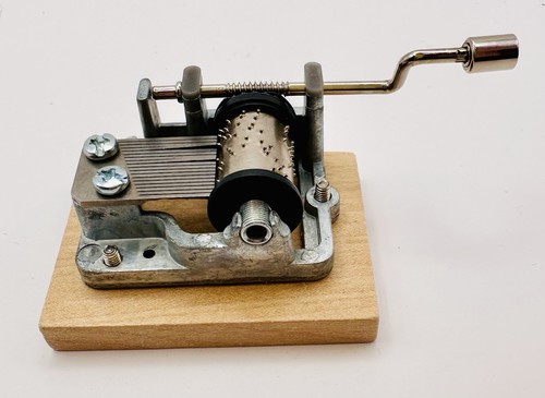 Fridolin music box gustav - music,