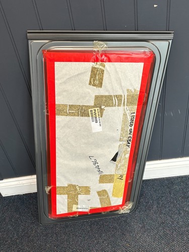 Swift caravan window s - caravan, n/s