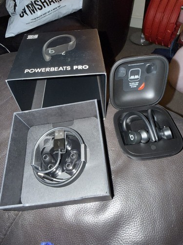 Beats dre powerbeats pro - by,