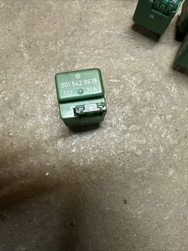Mercedes w124 fuel pump - mercedes,
