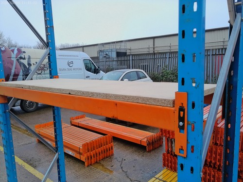 Low level shelving - racking, for