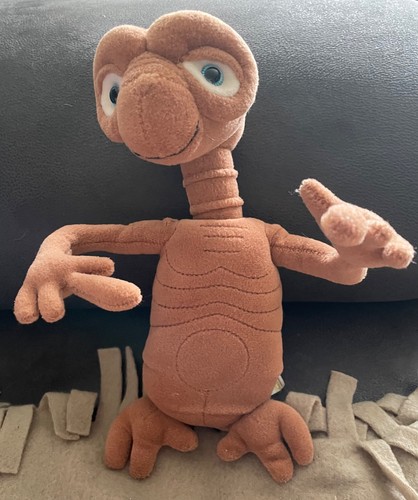 Universal studios - et, 8”