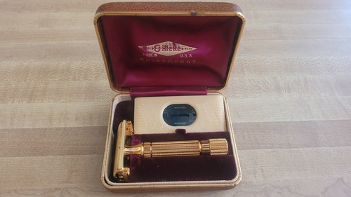 Gillette 1947 aristocrat gold - gillette,