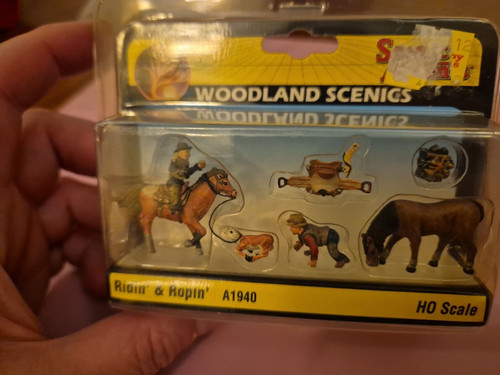 New woodland scenies - new,