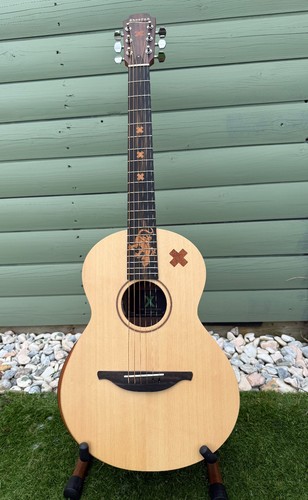 Sheeran lowden x - by,