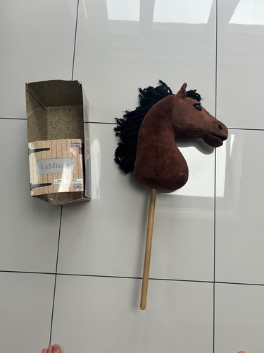 Lemieux hobby horse chancer - lemieux, horse.