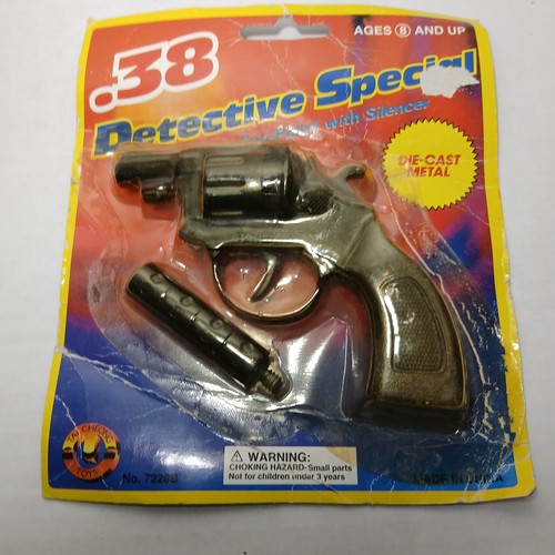 New vintage cap gun - new,