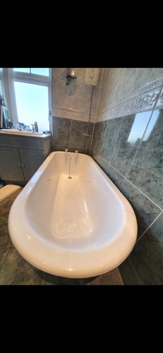 Roll top cast iron bath - roll,