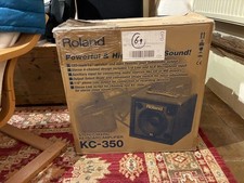 Roland KC350 keyboard