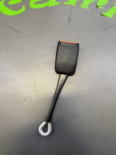 Volkswagen seat belt - t4,