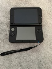Black Nintendo 3DS XL -