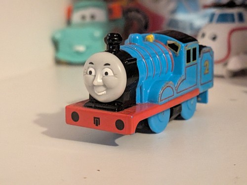 Thomas friends capsule - &,