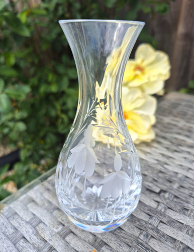 Stuart crystal bud - bud, vase