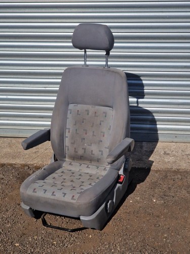 Transporter front driver - t5,