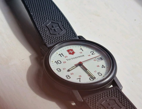 Victorinox watch black vgc - watch., black.