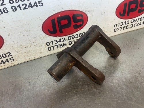 106 2535 steering pivot toro - steering,