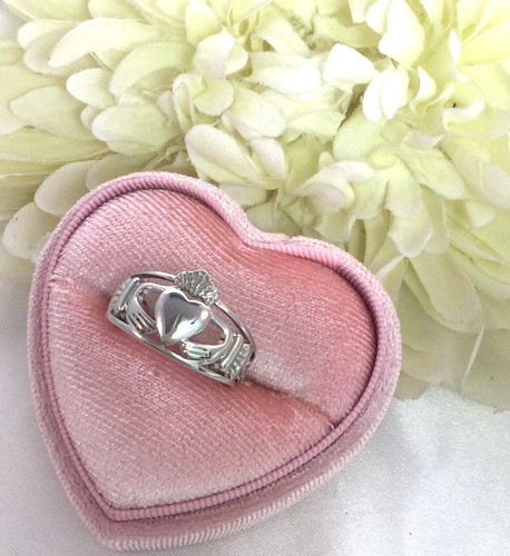 Vintage jewellery white gold - jewellery,