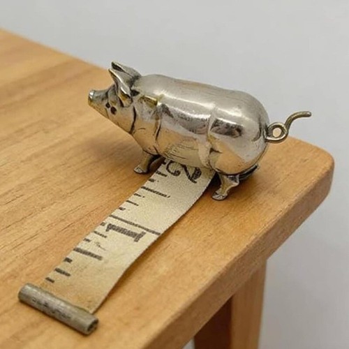 Vintage pig for mini tape - vintage,