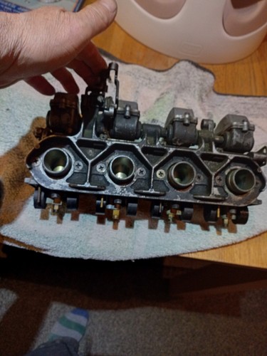 Kawasaki z650 carbs - ,