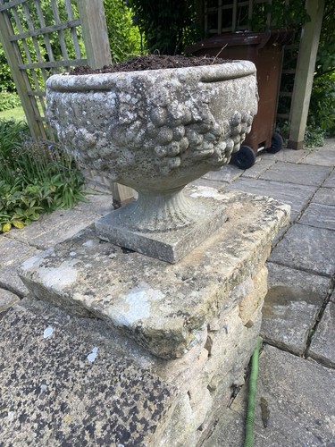 Large weathered stone garden - large,