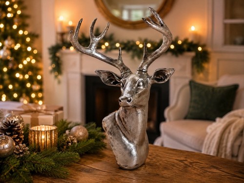 Stag head silver stand or - silver,