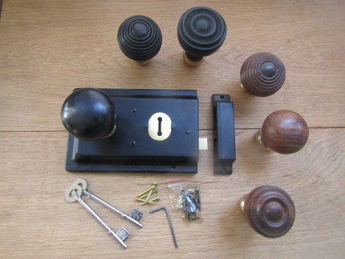 Wooden door rim knob - rim,