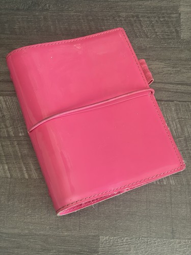 Filofax domino patent - patent, pocket