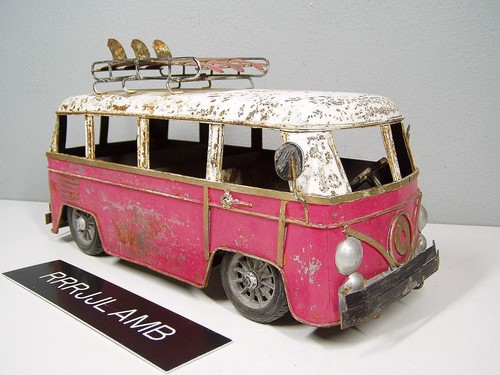 Rusted bus volkswagen - rusted,
