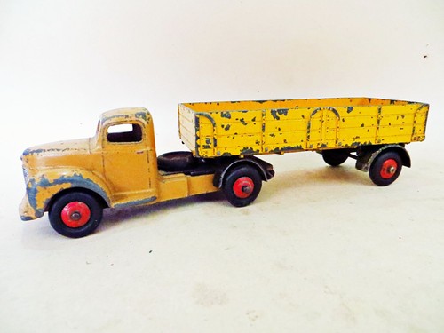 Dinky 917 commer cab - dinky,