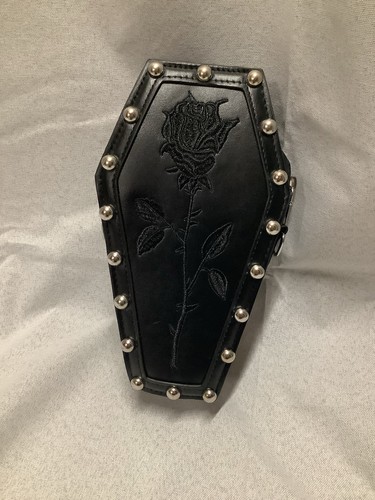 Heartless rose coffin bag - coffin,